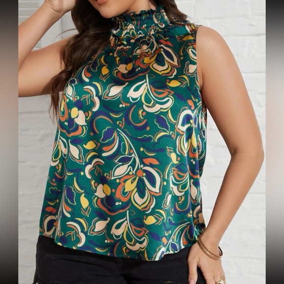 Plus Size Smocked Halter Neck Sleeveless Top Blouse Shirt - Picture 2 of 9